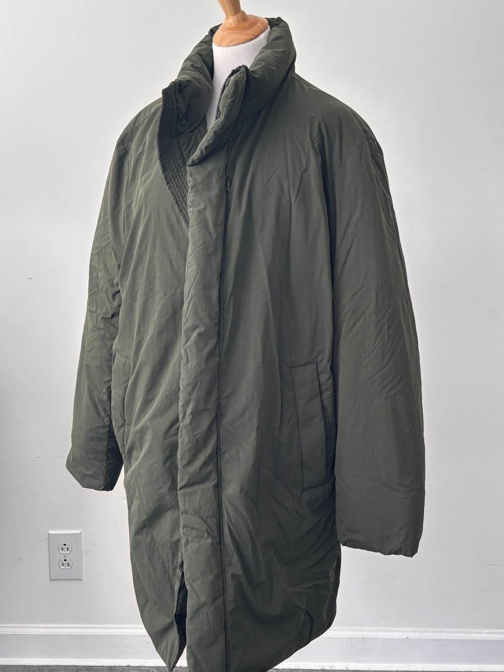 GAP Unisex Recycled Puffer Parka Jacket - Olive Green